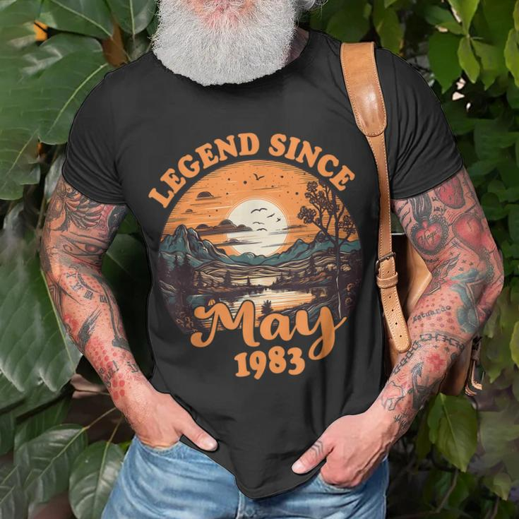 40Th Birthday Legend Since May 1983 40 Years Old Unisex T-Shirt Gifts for Old Men
