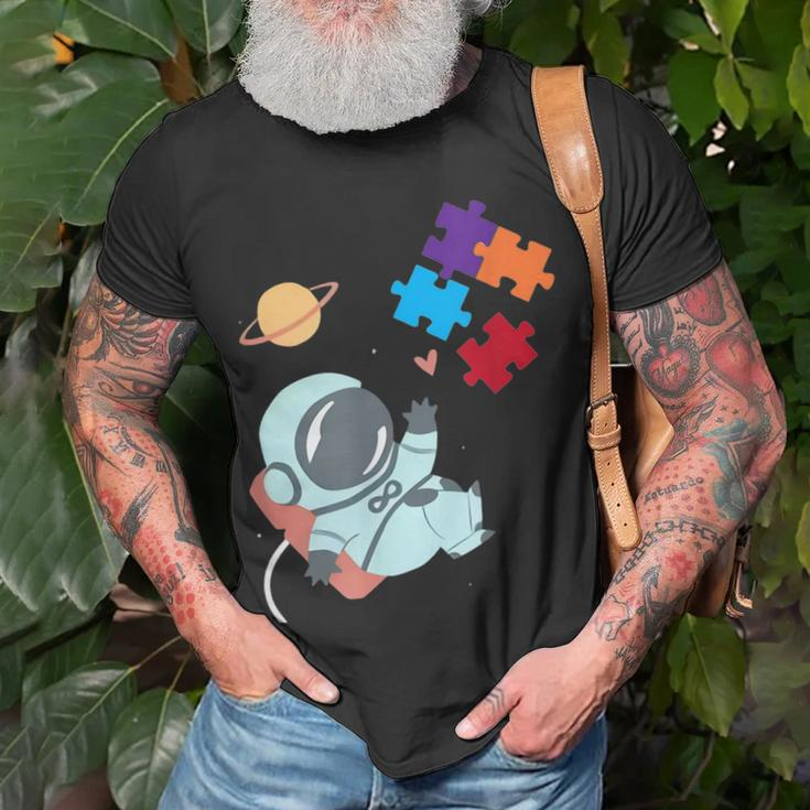 Autism Awareness Astronaut Puzzle Pieces Space Mom Dad Kids Unisex T-Shirt Gifts for Old Men