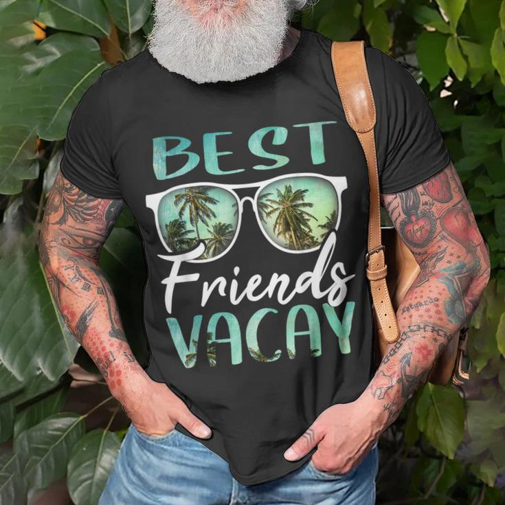 Best Friends Vacay Vacation Squad Group Cruise Drinking Fun Unisex T-Shirt Gifts for Old Men