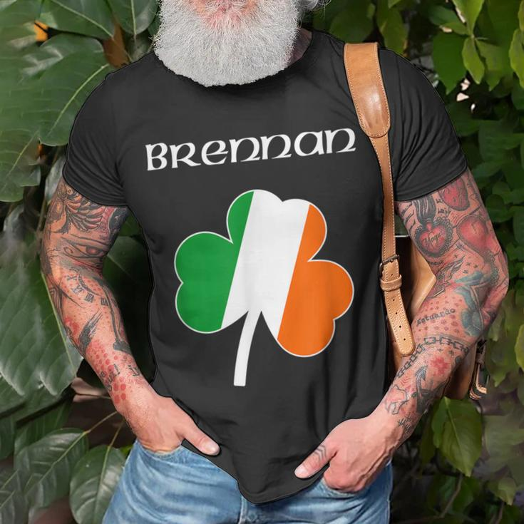 BrennanFamily Reunion Irish Name Ireland Shamrock Unisex T-Shirt Gifts for Old Men