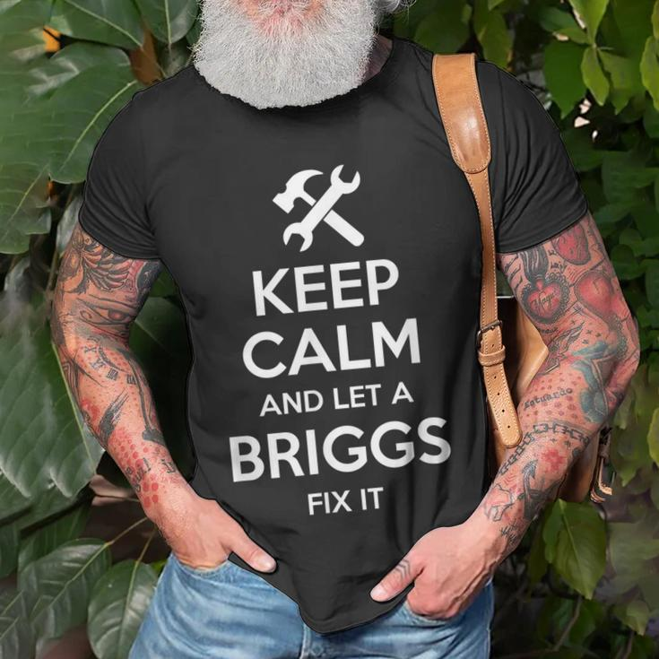Briggs Funny Surname Birthday Family Tree Reunion Gift Idea Unisex T-Shirt Gifts for Old Men