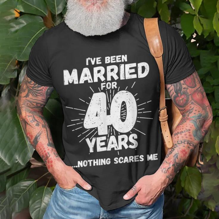 Couples Married 40 Years - Funny 40Th Wedding Anniversary Unisex T-Shirt Gifts for Old Men