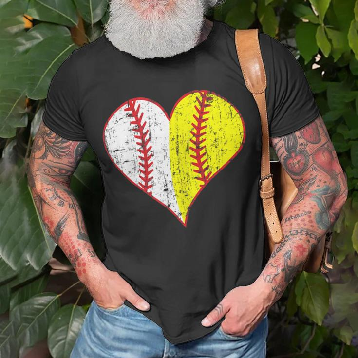 Cute Love Baseball Fast Pitch Softball Heart Baseball Mom Gift For Womens Unisex T-Shirt Gifts for Old Men