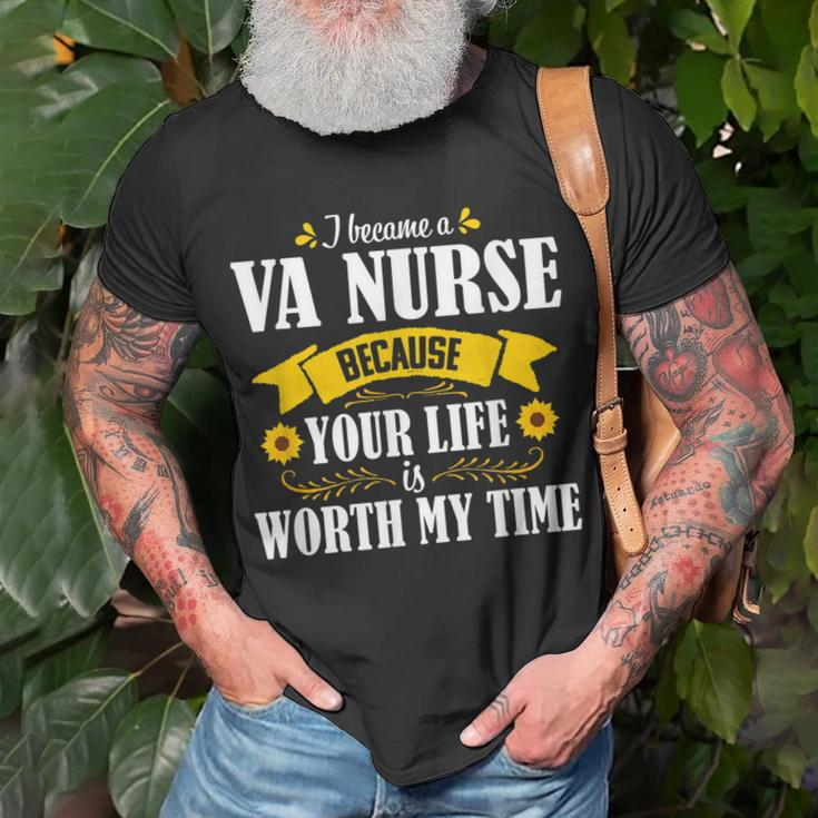 Cute Sunflower Quote Va Nurse Veteran Nursing Women T-shirt Gifts for Old Men