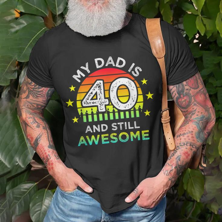 My Dad Is 40 And Still Awesome Vintage 40Th Birthday Party T-Shirt Gifts for Old Men