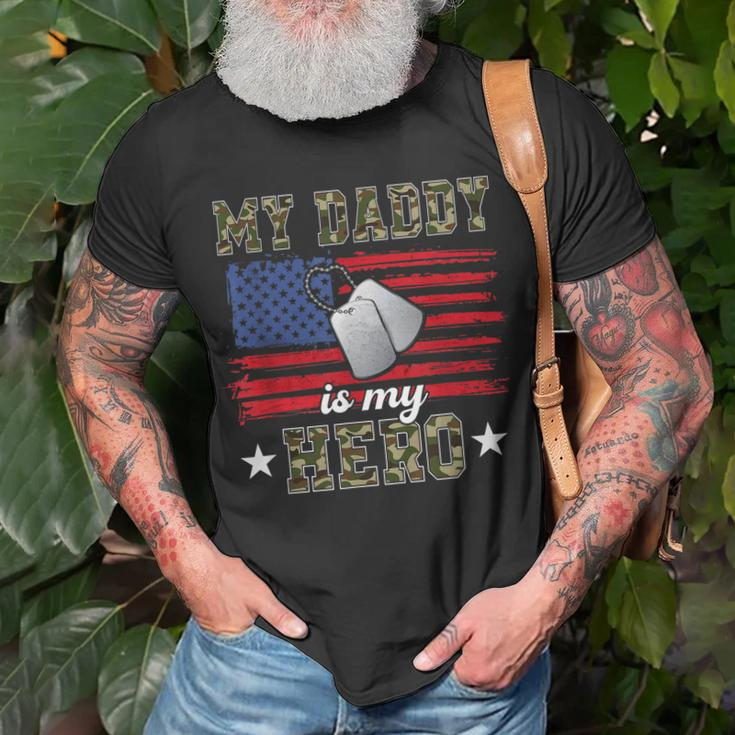 My Daddy Is My Hero Military Dad American Flag Army Proud Ar T-Shirt Gifts for Old Men