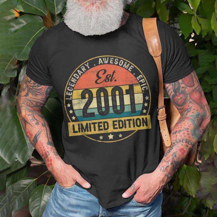 Est Vintage 2001 22 Year Old Gifts 22Nd Birthday Boys Girls Unisex T-Shirt Gifts for Old Men