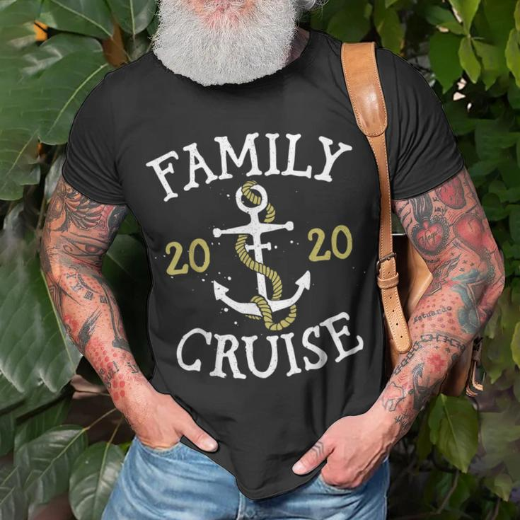 Family Cruise Squad 2020 Summer Vacation Vintage Matching Unisex T-Shirt Gifts for Old Men
