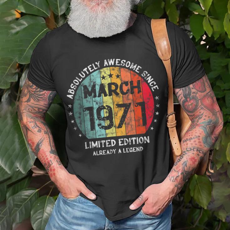 Fantastisch Seit März 1971 Männer Frauen Geburtstag T-Shirt Geschenke für alte Männer