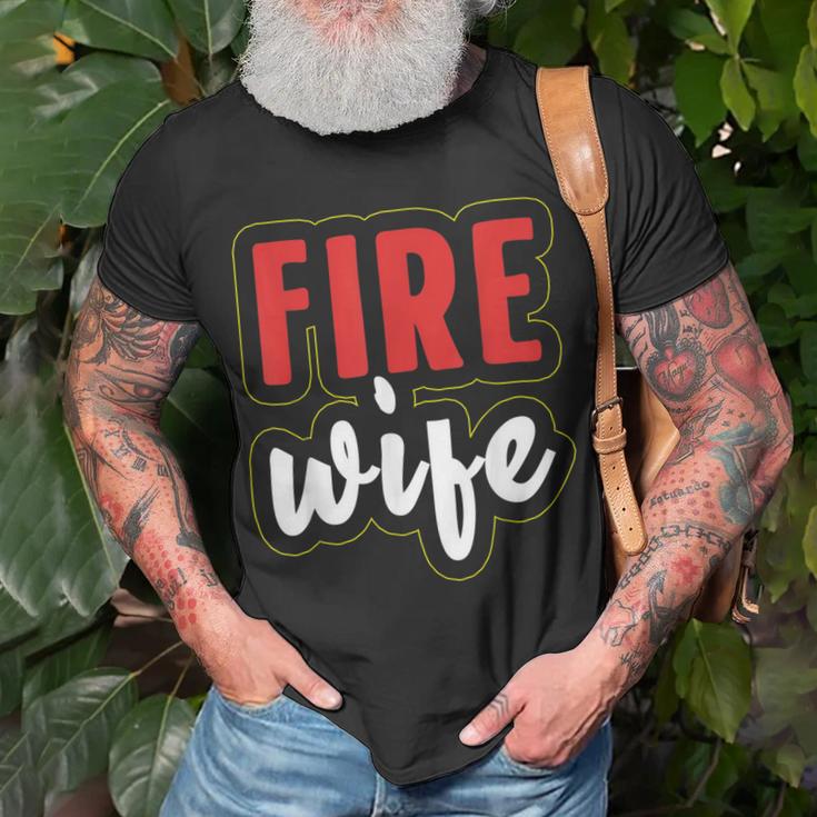 Feuerwehrfrau Ehefrau Damen T-Shirt, Schwarz mit Aufschrift Geschenke für alte Männer