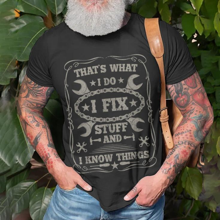 Mens I Fix Stuff And Know Things Car Guy Retro Dad Mechanic T-Shirt Gifts for Old Men