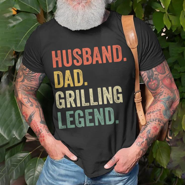 Mens Grilling Bbq Father Husband Grill Dad Legend Vintage T-Shirt Gifts for Old Men