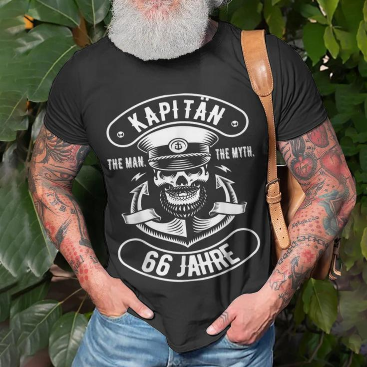 Herren 66 Geburtstag Mann Geschenk Lustig Captain Kapitän T-Shirt Geschenke für alte Männer