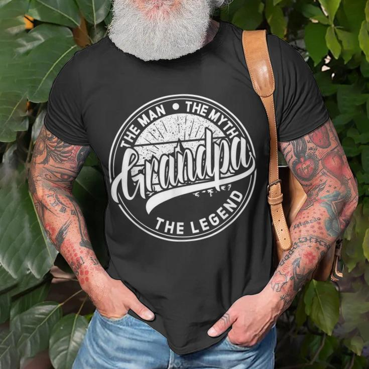 Herren Opa The Man The Myth The Legend Vatertag V2 T-Shirt Geschenke für alte Männer