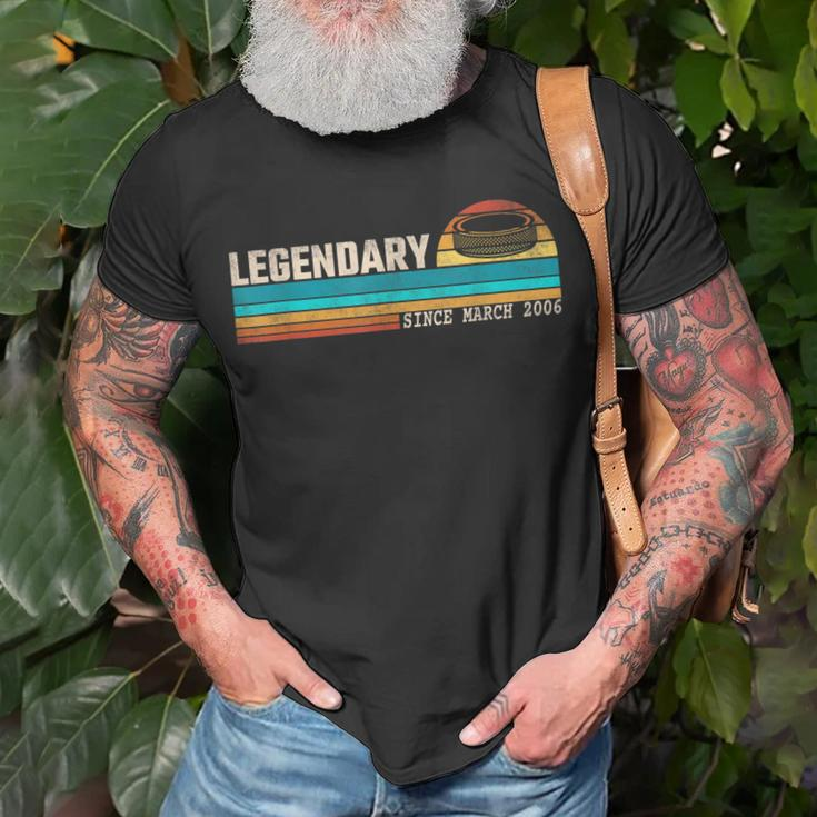 Hockeyspieler Legende Seit März 2006 Geburtstag T-Shirt Geschenke für alte Männer