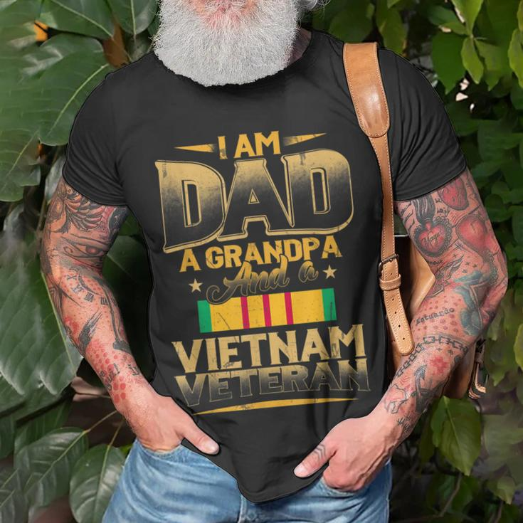 I Am Dad A Grandpa And A Vietnam Veteran Army Soldier Gift Gift For Mens Unisex T-Shirt Gifts for Old Men