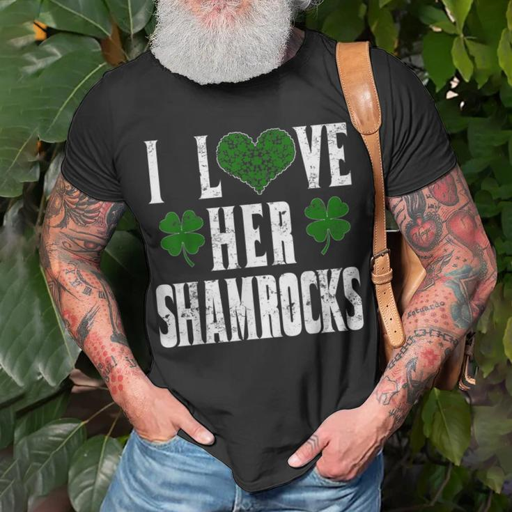 I Love Her Shamrocks Funny Couples St Patricks DayShirt Unisex T-Shirt Gifts for Old Men