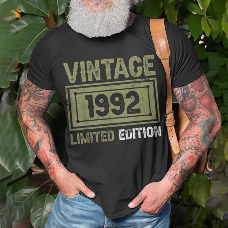 Jahrgang 1992 Limited Edition Du Wirst Wiedergeboren T-Shirt Geschenke für alte Männer