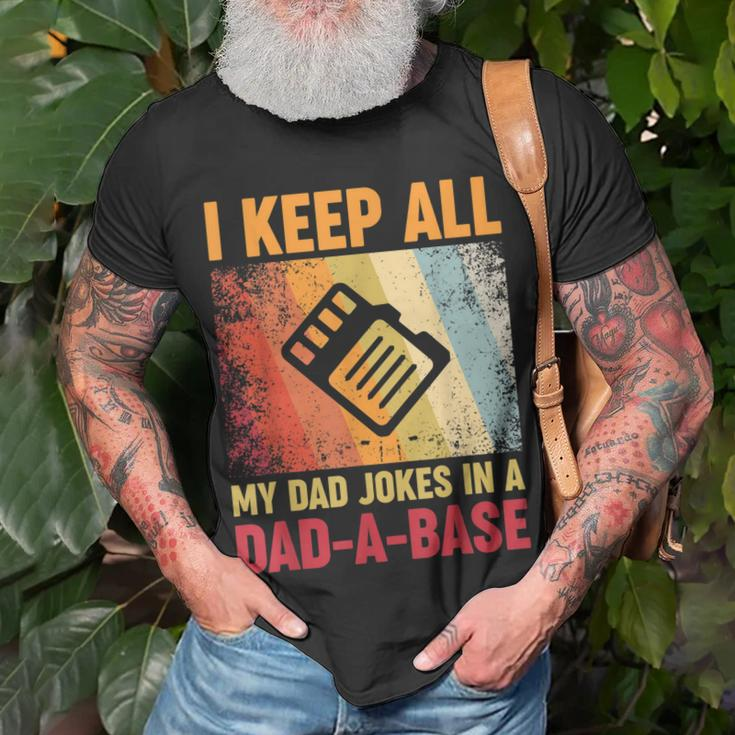 I Keep All My Dad Jokes In A Dad-A-Base Vintage Father Daddy T-Shirt Gifts for Old Men