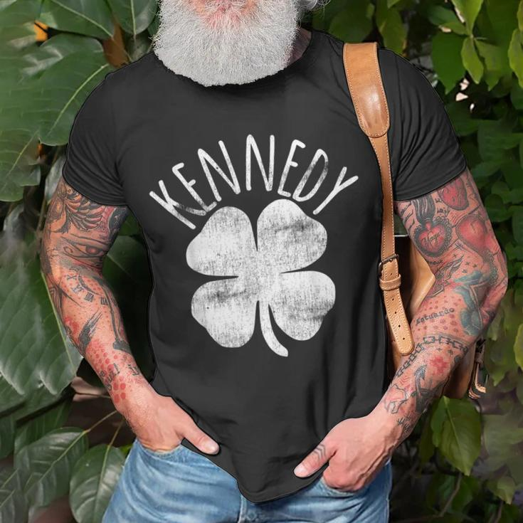 Kennedy St Patricks Day Irish Family Last Name Matching Unisex T-Shirt Gifts for Old Men