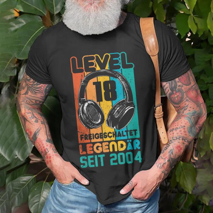 Level 18 Jahre Geburtstags Junge Gamer 2004 Geburtstag V3 T-Shirt Geschenke für alte Männer