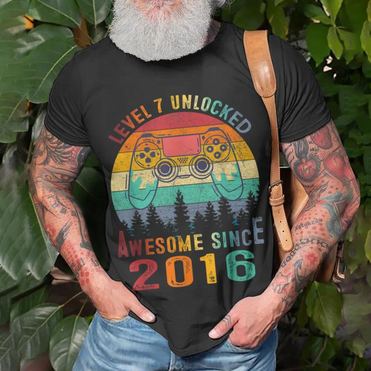 Level 7 Unlocked Awesome Since 2016 7 Year Gamer Birthday T-shirt Gifts for Old Men