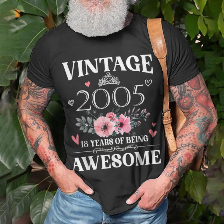 Made In 2005 18 Year Old 18Th Birthday For Girl T-shirt Gifts for Old Men