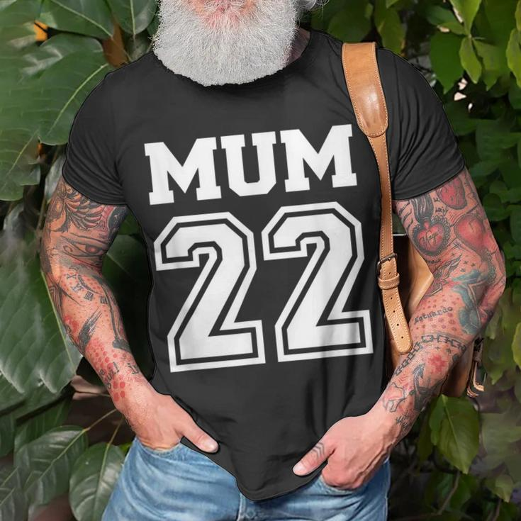 Mama 2022 Schwangerschaft Verkünden T-Shirt Geschenke für alte Männer