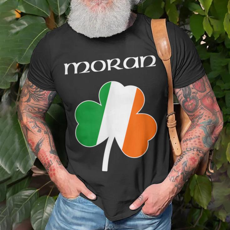 MoranFamily Reunion Irish Name Ireland Shamrock Unisex T-Shirt Gifts for Old Men