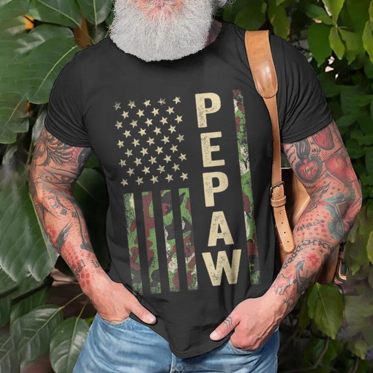 Pepaw American Military Camouflage Flag Gift Fathers Day Gift For Mens Unisex T-Shirt Gifts for Old Men