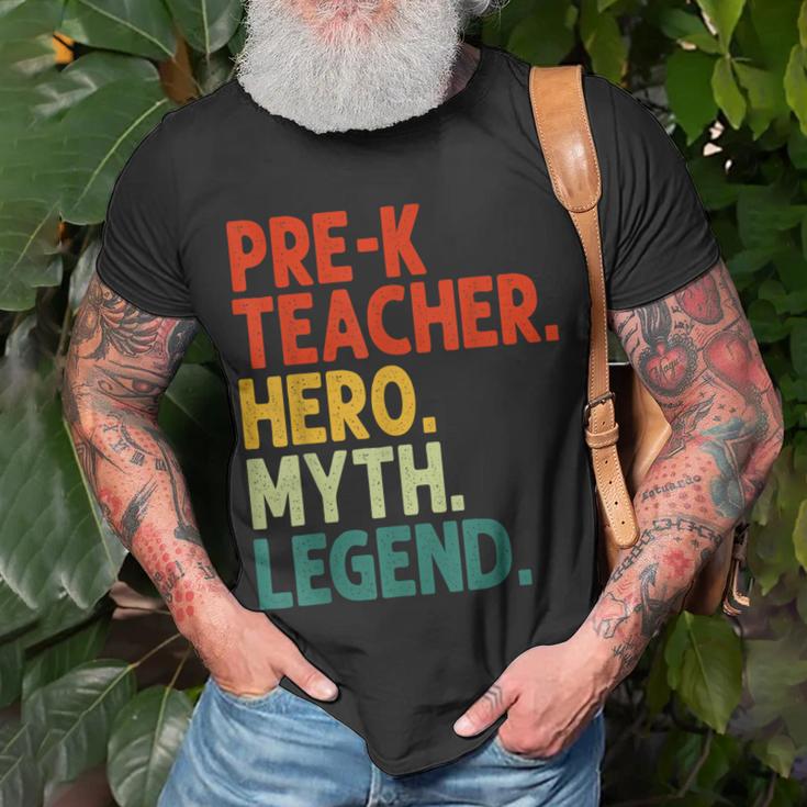 Pre-K Teacher Hero Myth Legend Vintage Lehrertag T-Shirt Geschenke für alte Männer