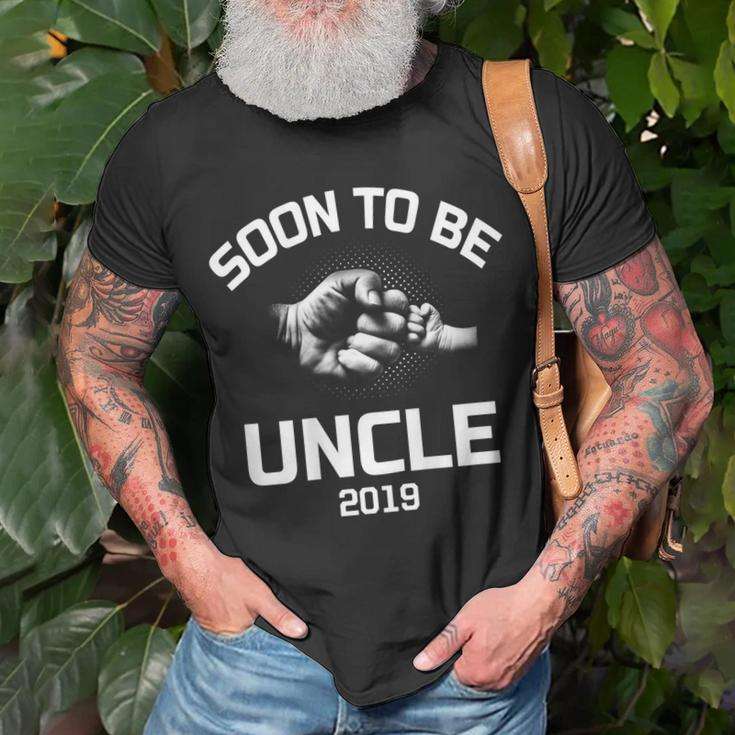 Promoted New Uncle Soon To Be Uncle Est 2019 Gift Unisex T-Shirt Gifts for Old Men