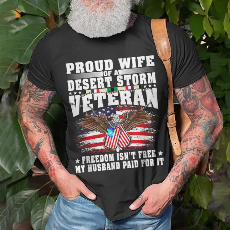 Proud Wife Of Desert Storm Veteran - Freedom Isnt Free T-shirt Gifts for Old Men