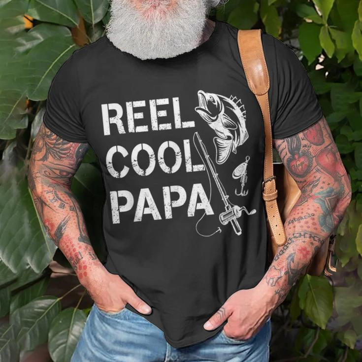 Reel Cool Papa Fishing Dad Gift Fathers Day Fisherman Fish Unisex T-Shirt Gifts for Old Men