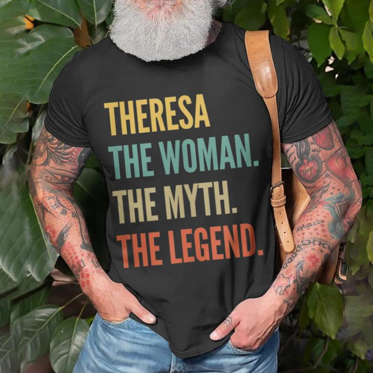 Theresa Die Frau Der Mythos Die Legende T-Shirt Geschenke für alte Männer