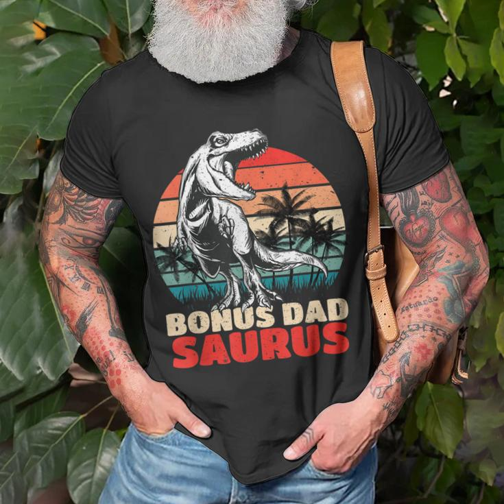 Retro Bonus Dadsaurus Rex Funny Bonus Dad Saurus Dinosaur Unisex T-Shirt Gifts for Old Men
