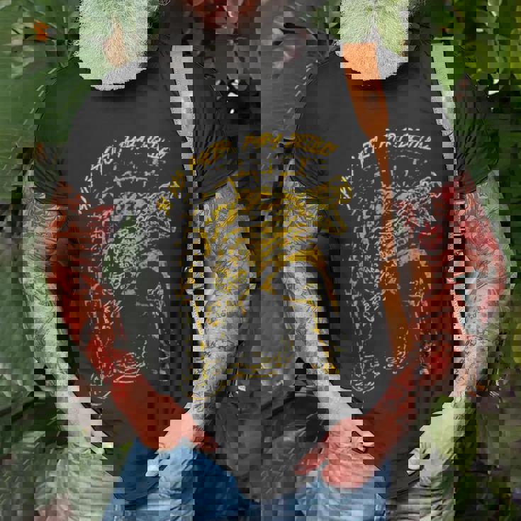 Si Vis Pacem Para BellumUnisex T-Shirt Gifts for Old Men