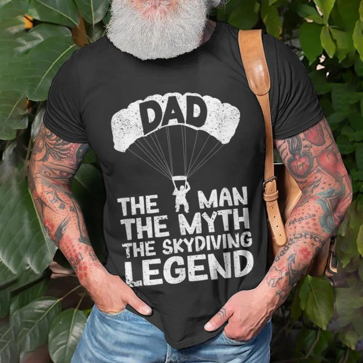 Skydiver Base Jump Dad T-Shirt - Der Mann, Mythos, Fallschirmlegende Geschenke für alte Männer