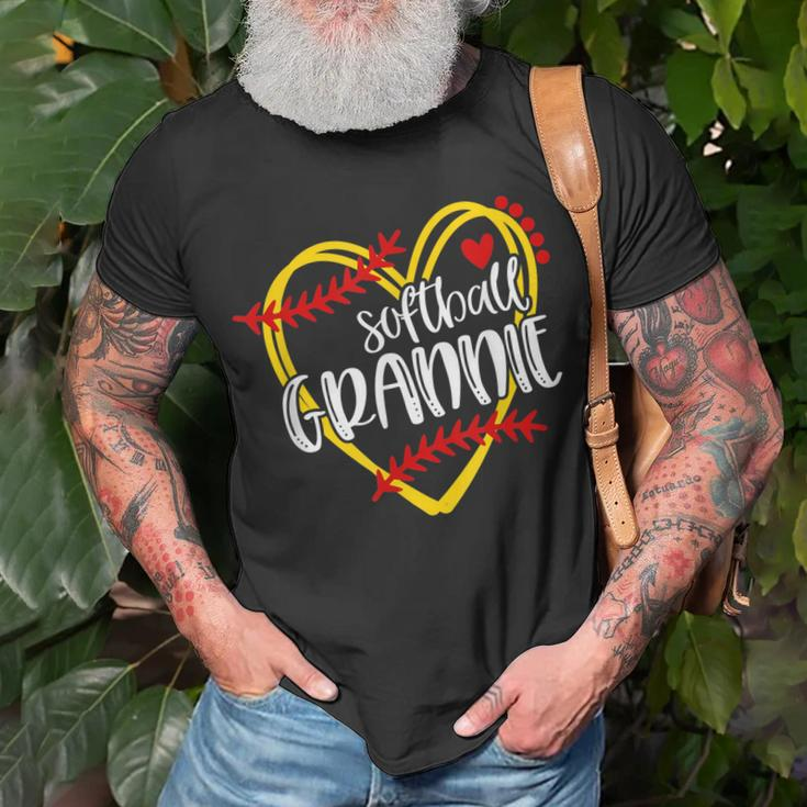 Softball Grannie Grandma Softball Softball Heart Unisex T-Shirt Gifts for Old Men