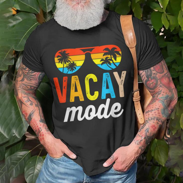 Vacay Mode Vintage Vacation Summer Cruise Family Holiday Unisex T-Shirt Gifts for Old Men