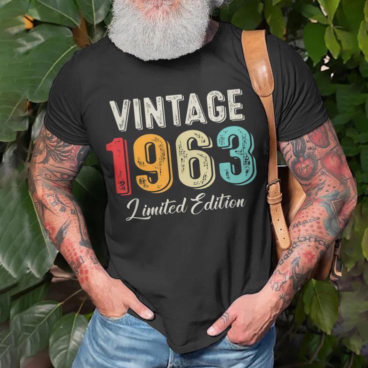 Vintage Born In 1963 Birthday Year Party Wedding Anniversary T-Shirt Gifts for Old Men