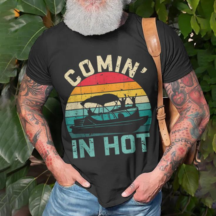 Vintage Comin In Hot Pontoon Boat Boating Dad Fathers Day T-Shirt Gifts for Old Men