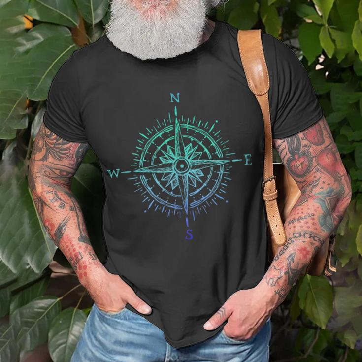 Vintage Compass Boat Captain Boater Boating Pontoon T-Shirt Gifts for Old Men