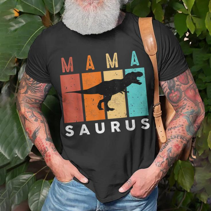 Vintage Mamasaurus Family Mama Saurus Dinosaurs Grandma Grab Unisex T-Shirt Gifts for Old Men