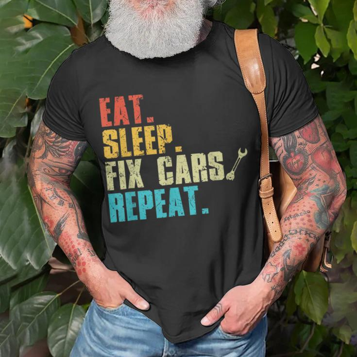 Vintage Mechanic Men Dad Garage Car Lover Unisex T-Shirt Gifts for Old Men