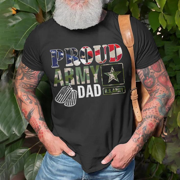 Vintage Proud Army Dad Camo With American Flag T-Shirt Gifts for Old Men