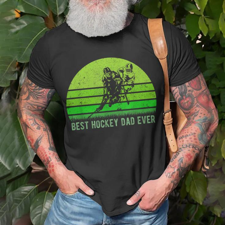 Vintage Retro Best Hockey Dad Ever Funny DadFathers Day Gift For Mens Unisex T-Shirt Gifts for Old Men