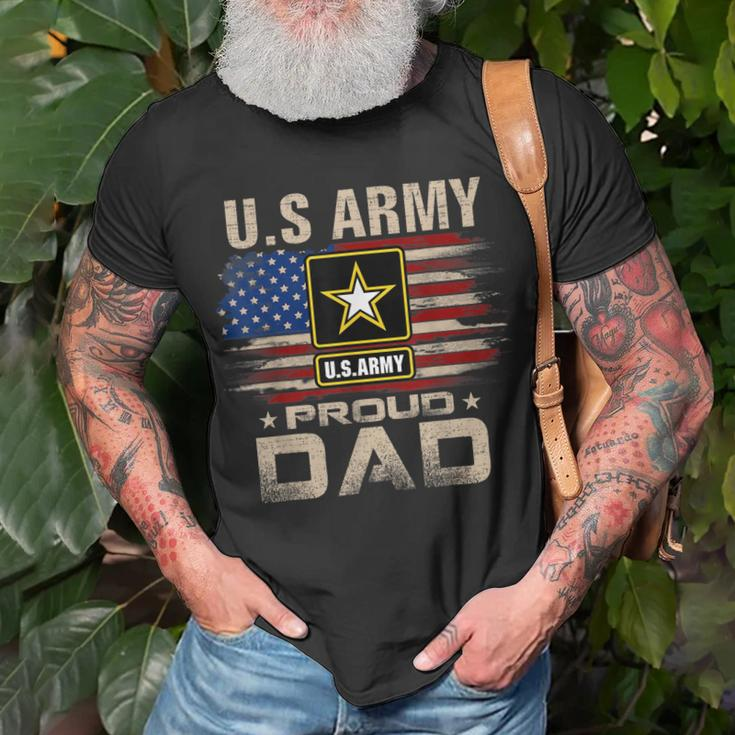 Vintage US Army Proud Dad With American Flag T-Shirt Gifts for Old Men