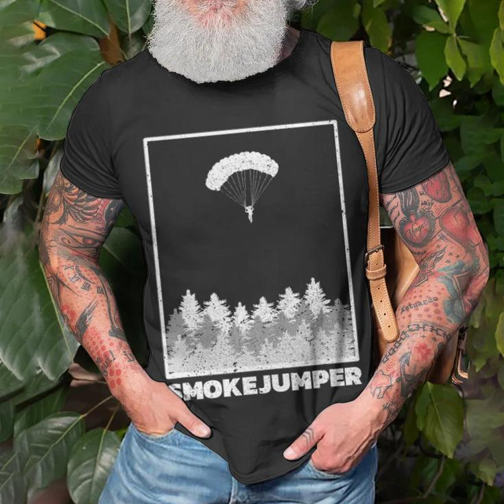 Wildland Firefighter Smoke Jumper Retro Unisex T-Shirt Gifts for Old Men