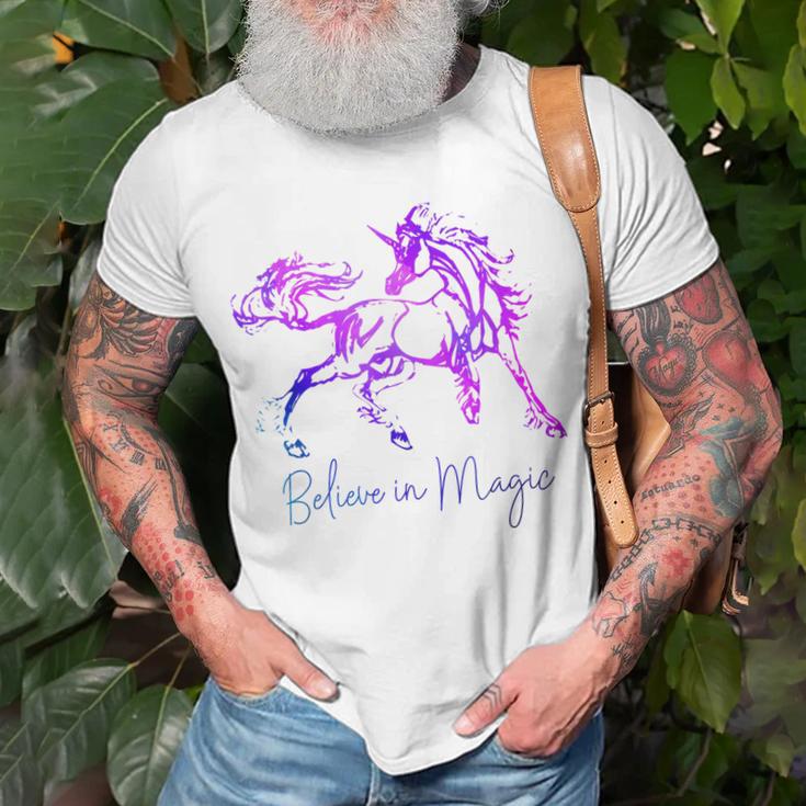 Believe In Magic Einhorn-T-Shirt, Vintage-Fantasiekunst für Pferdefans Geschenke für alte Männer